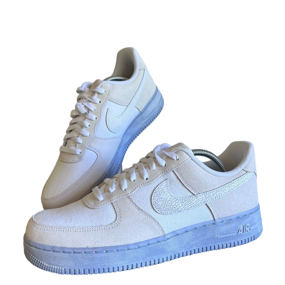 Nike Air Force 1 Low '07 LV8 Emb Summit White Blue Whisper Men's Shoe Size 11.5